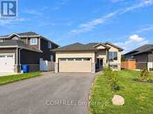 32 HAWTHORNE CRESCENT | Tilbury Ontario | Slide Image One