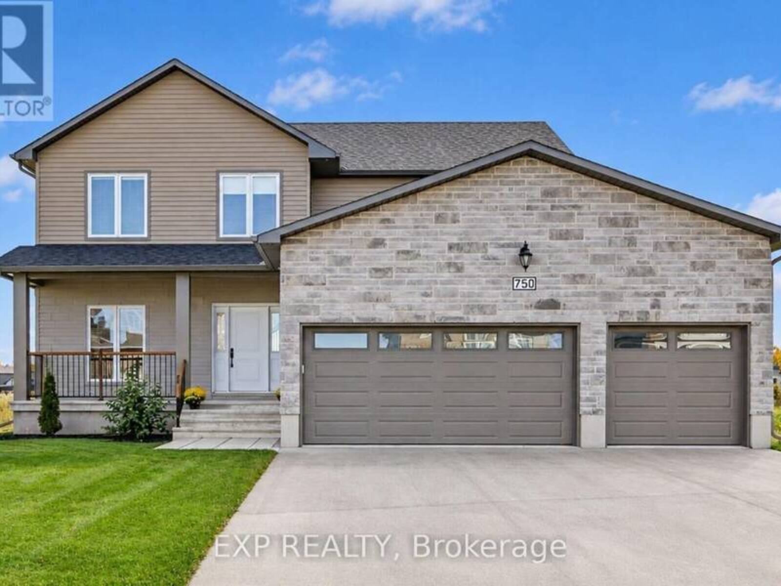 750 GAMBLE DRIVE, Russell, Ontario K4R 0G5