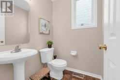28 APPLEDALE DRIVE | Ottawa Ontario | Slide Image Nine
