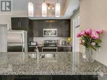 203 - 190 GUELPH PRIVATE | Ottawa Ontario | Slide Image Eight