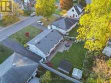 1781 HUTTON AVENUE | Ottawa Ontario | Slide Image Four
