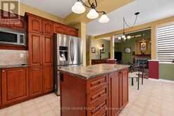 82 UPMINSTER WAY | Ottawa Ontario | Slide Image Eighteen