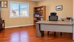 82 UPMINSTER WAY | Ottawa Ontario | Slide Image Twenty-five