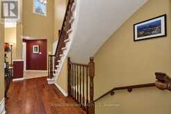 82 UPMINSTER WAY | Ottawa Ontario | Slide Image Four