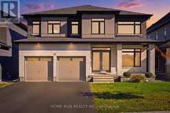 35 ANDROMEDA ROAD | Ottawa Ontario | Slide Image Two