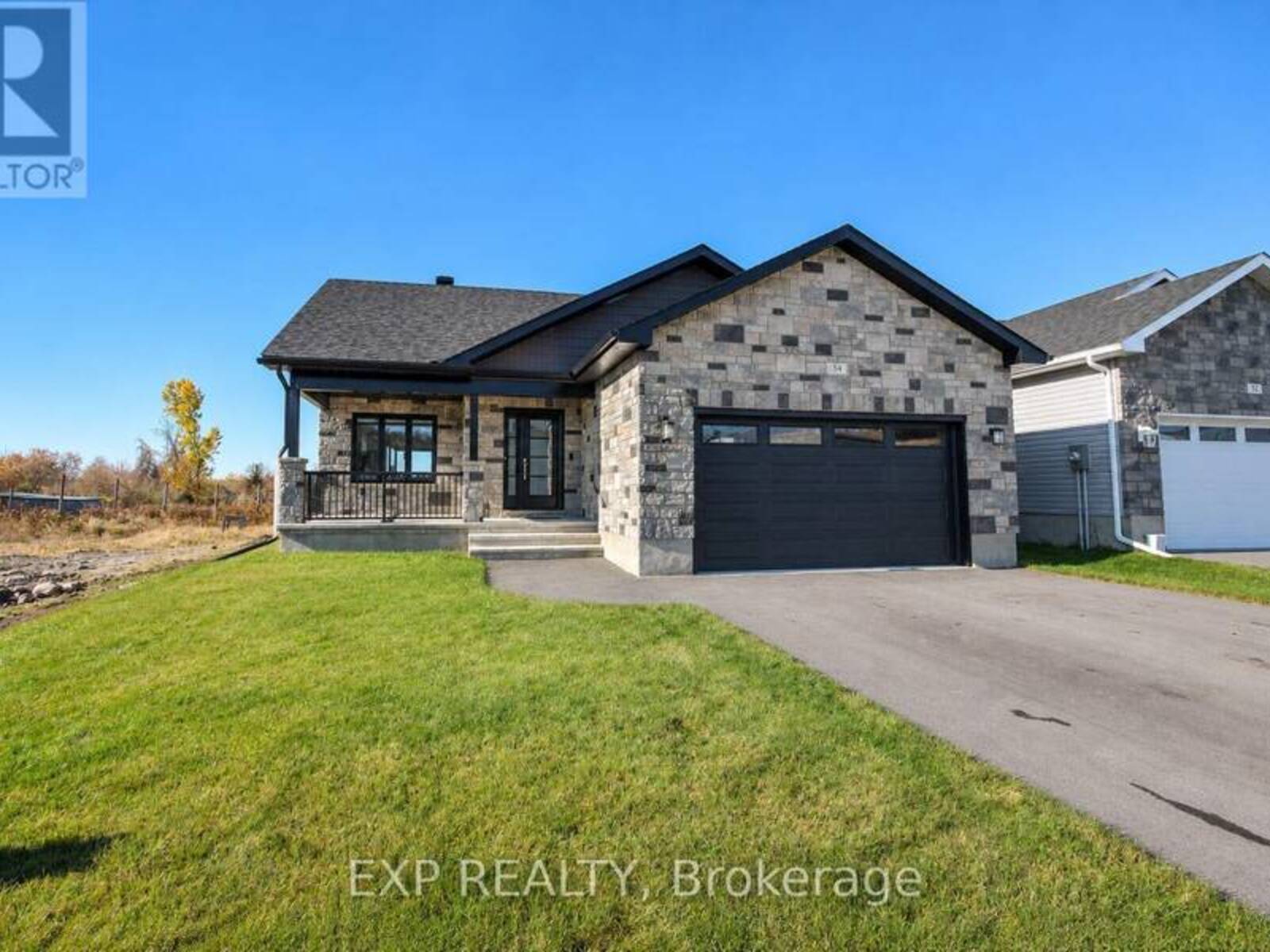 54 CLOVER LANE, Long Sault, Ontario K0C 1P0