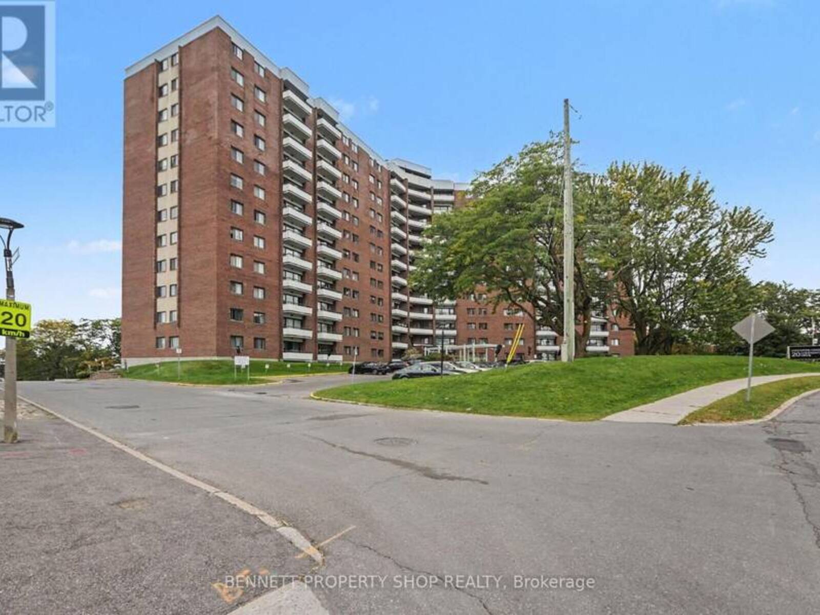 1217 - 20 CHESTERTON DRIVE, Ottawa, Ontario K2E 6Z7
