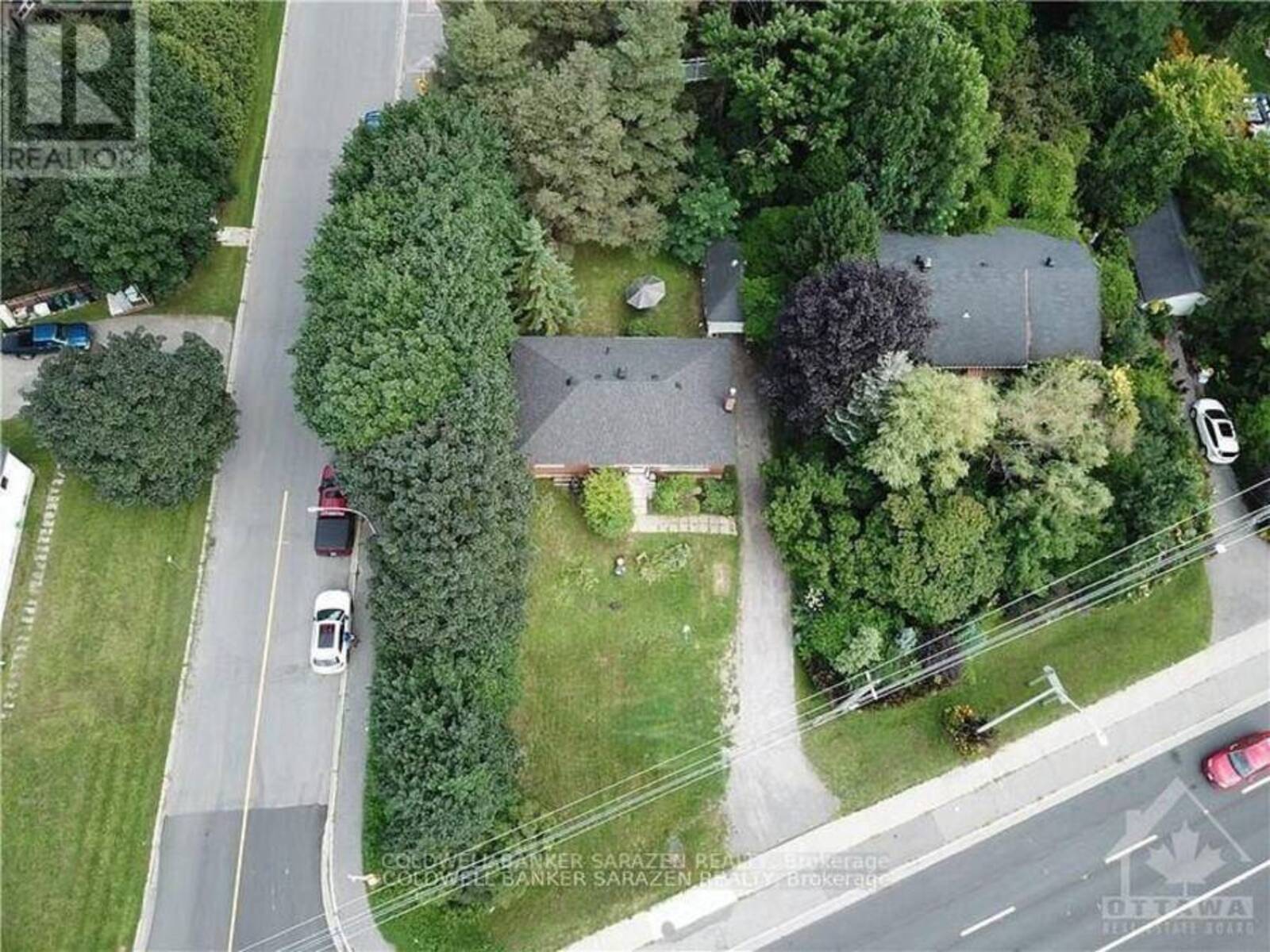 2831 BANK STREET, Ottawa, Ontario K1T 1N2