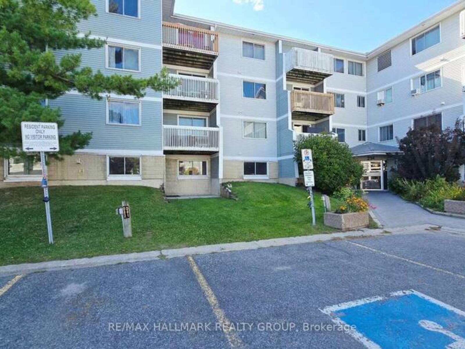 101 - 214 VIEWMOUNT DRIVE, Ottawa, Ontario K2E 7X3