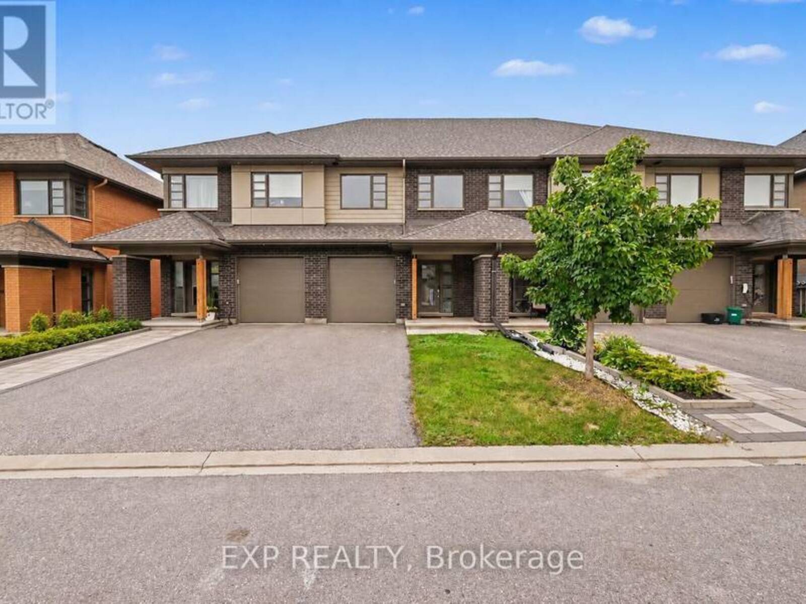 216 PISCES TERRACE, Ottawa, Ontario K1T 0S7