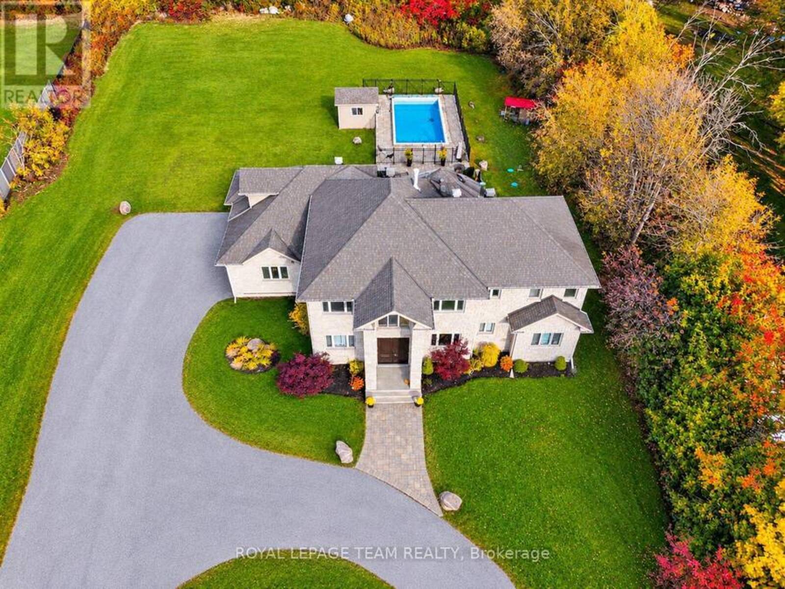 1425 BALMORAL DRIVE, Ottawa, Ontario K1V 1H2