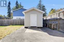 125 BEAVER RIDGE | Ottawa Ontario | Slide Image Forty-three