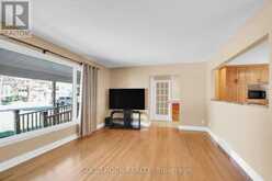 125 BEAVER RIDGE | Ottawa Ontario | Slide Image Eight