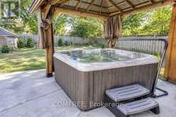 137 COUNTRY CLUB DRIVE | Guelph Ontario | Slide Image Fourteen