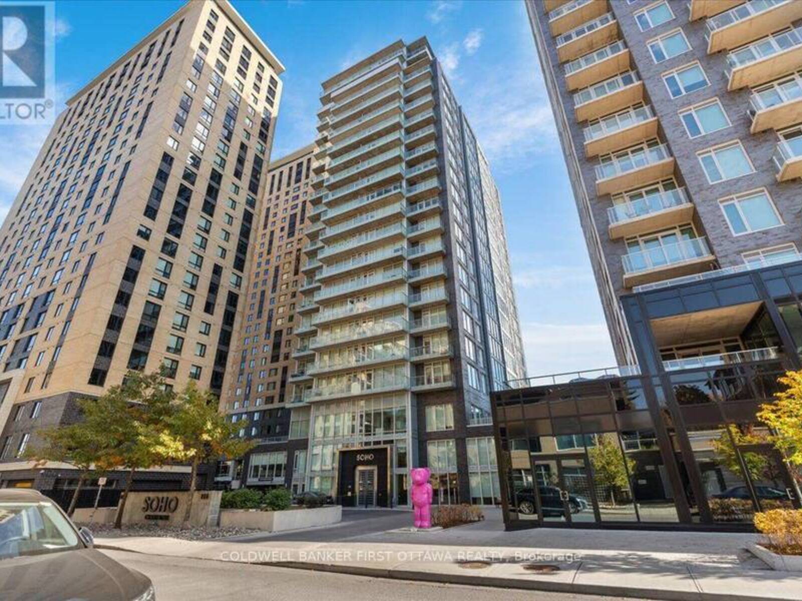 909 - 111 CHAMPAGNE AVENUE, Ottawa, Ontario K1S 5V3