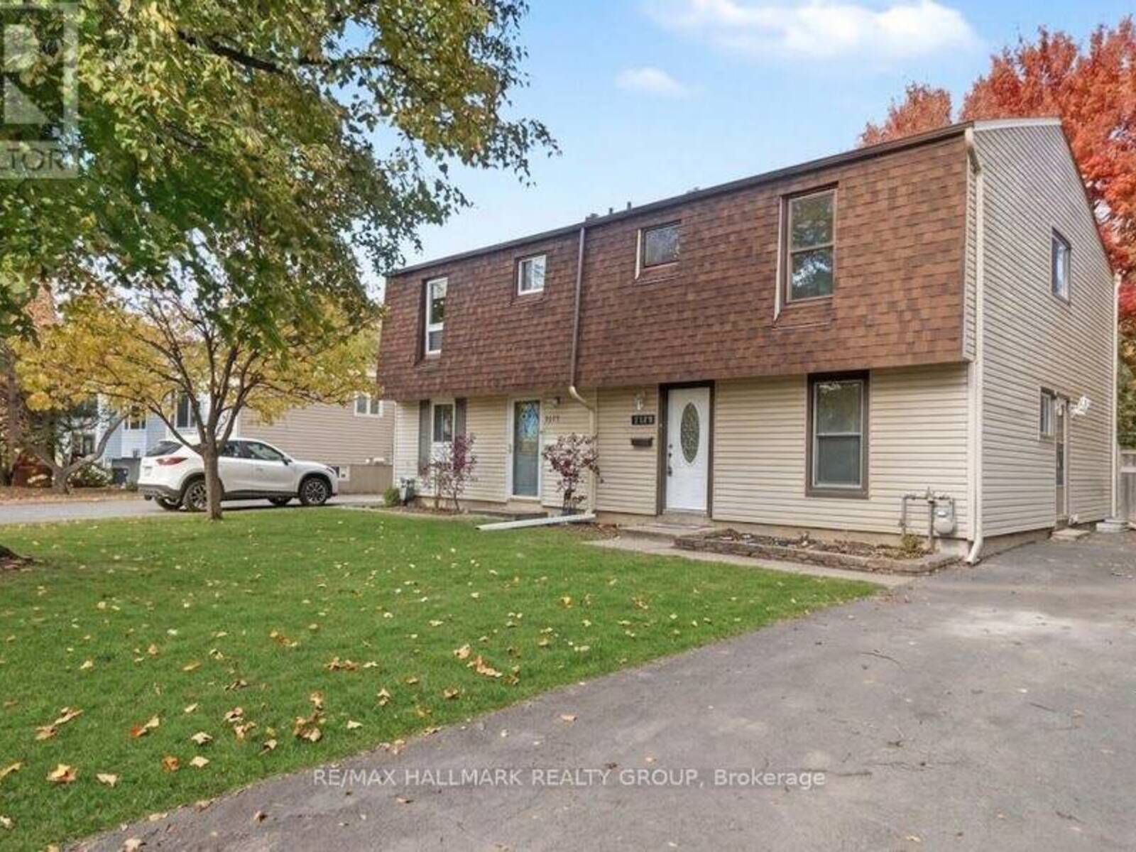 1329 LOTUS STREET, Ottawa, Ontario K1J 8B1