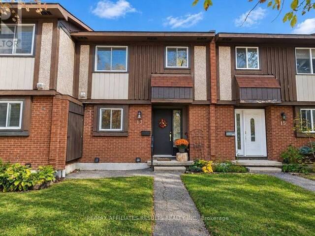 48 - 13 PICKFORD DRIVE Ottawa Ontario, K2L 2C1 - 3 Bedrooms Condo For Sale