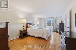 36 DEER MOSS TRAIL | Ottawa Ontario | Slide Image Seventeen