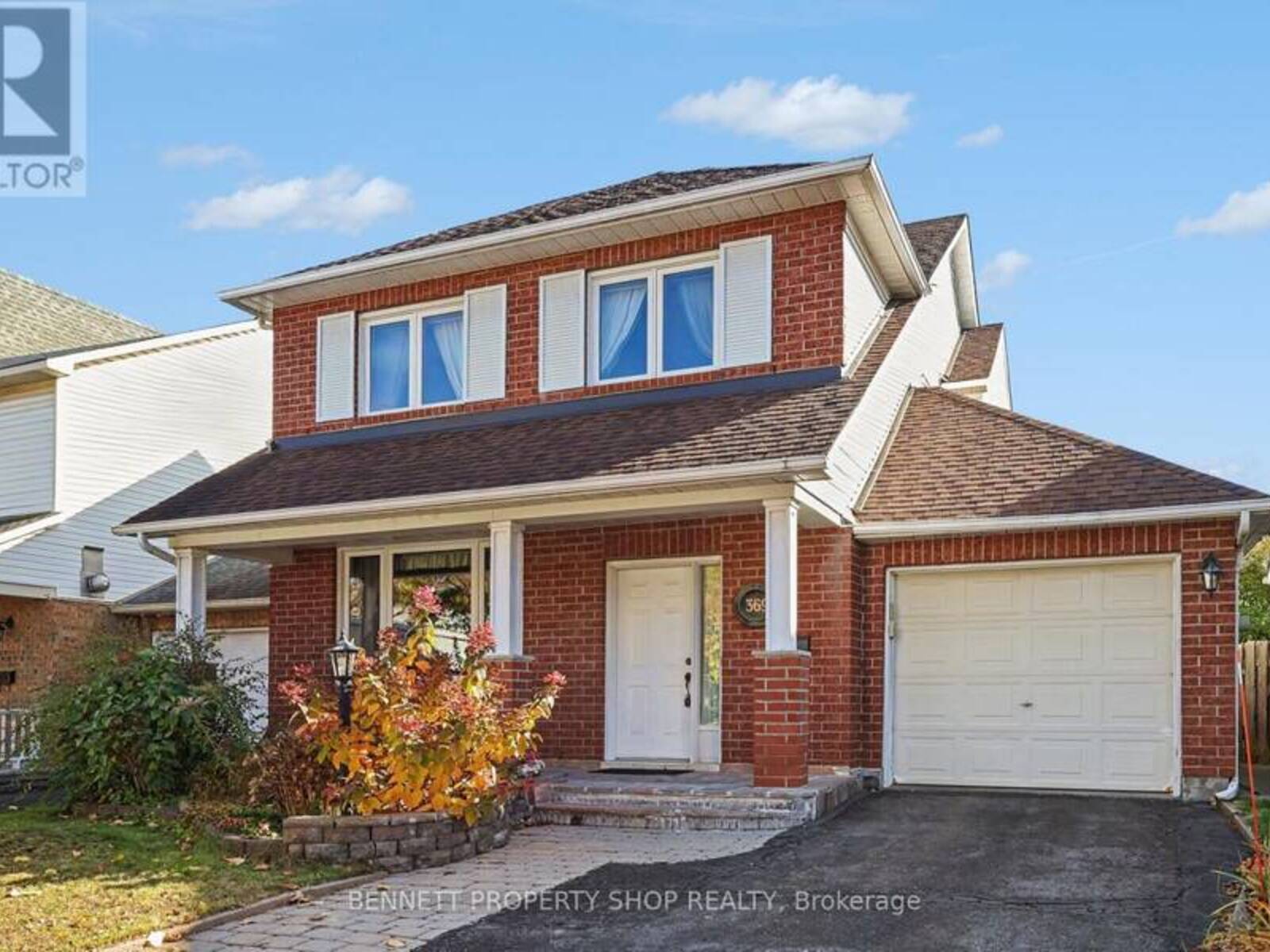 369 STONEWAY DRIVE, Ottawa, Ontario K2G 6G8