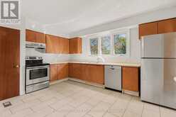 80 CHIPPEWA AVENUE | Ottawa Ontario | Slide Image Twelve