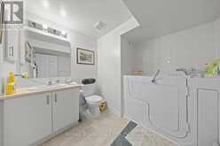 116 PASSAGEWAY PRIVATE | Ottawa Ontario | Slide Image Thirteen