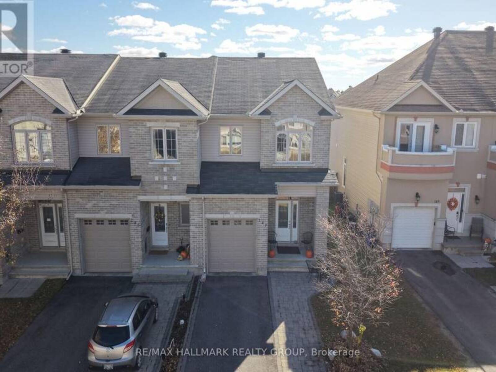 147 WHISPERING WINDS WAY, Ottawa, Ontario K1W 0B7