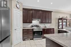 147 WHISPERING WINDS WAY | Ottawa Ontario | Slide Image Eleven