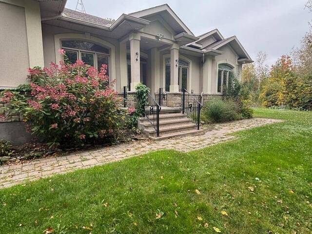 1601 WHITESIDE WAY Ottawa Ontario, K0A 2P0 - 4 Bedrooms Home For Sale