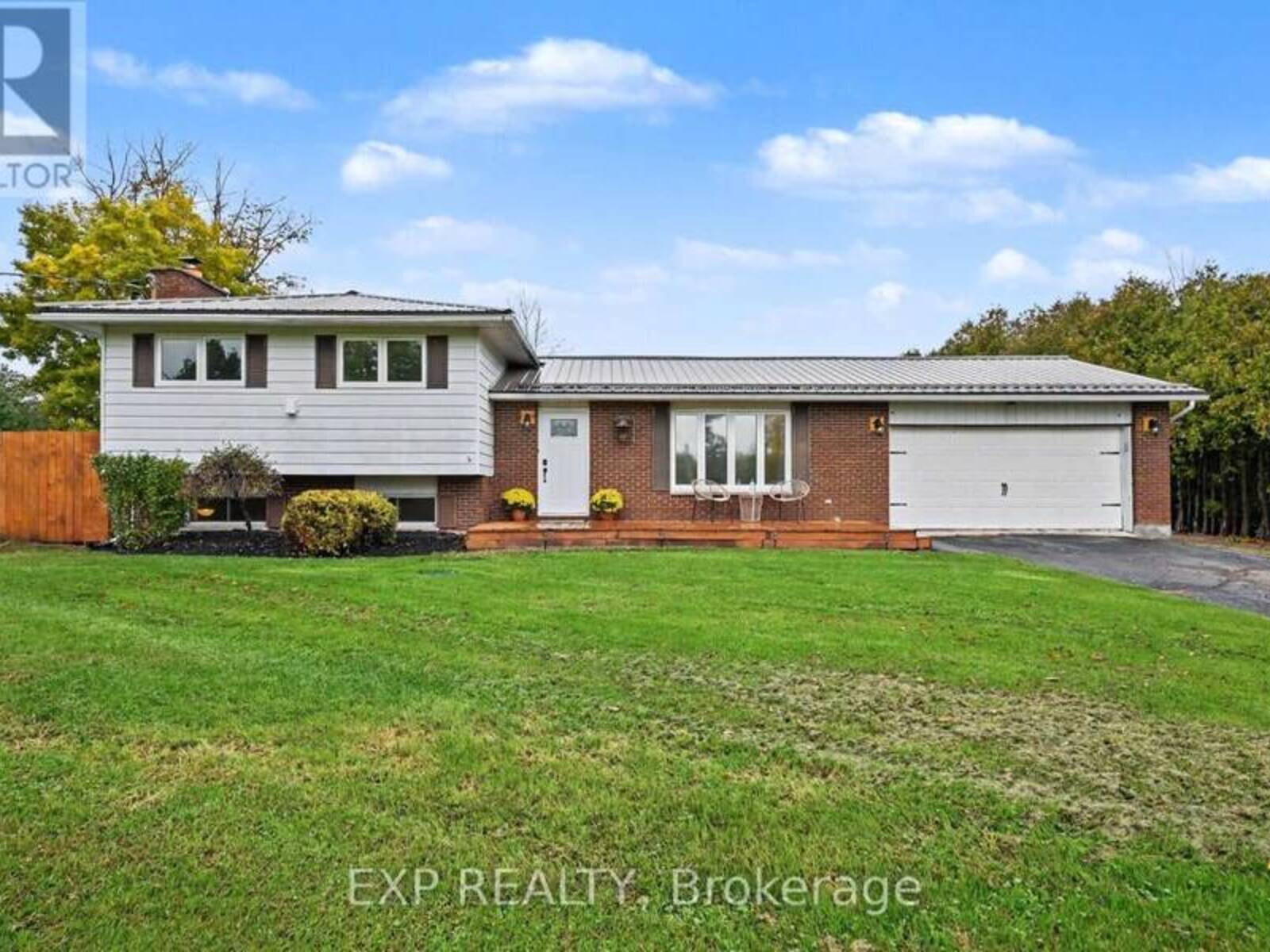 7142 ROGER STEVENS DRIVE, Smiths Falls, Ontario K7A 4S6