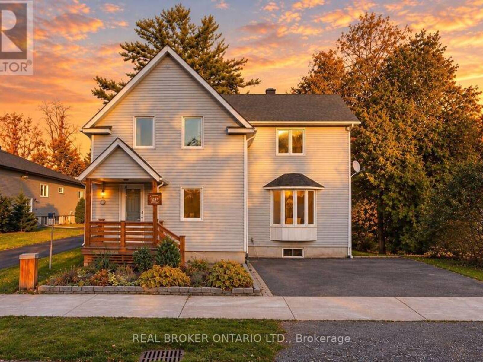 3561 TRIM ROAD, Ottawa, Ontario K4B 1N4
