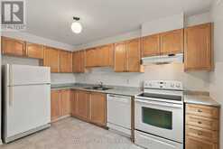 22 MANHATTAN CRESCENT | Ottawa Ontario | Slide Image Six