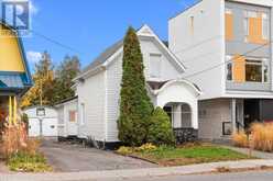 310 HINCHEY AVENUE | Ottawa Ontario | Slide Image Four