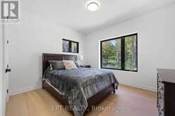 8168 COOPER HILL ROAD | Ottawa Ontario | Slide Image Thirty-three