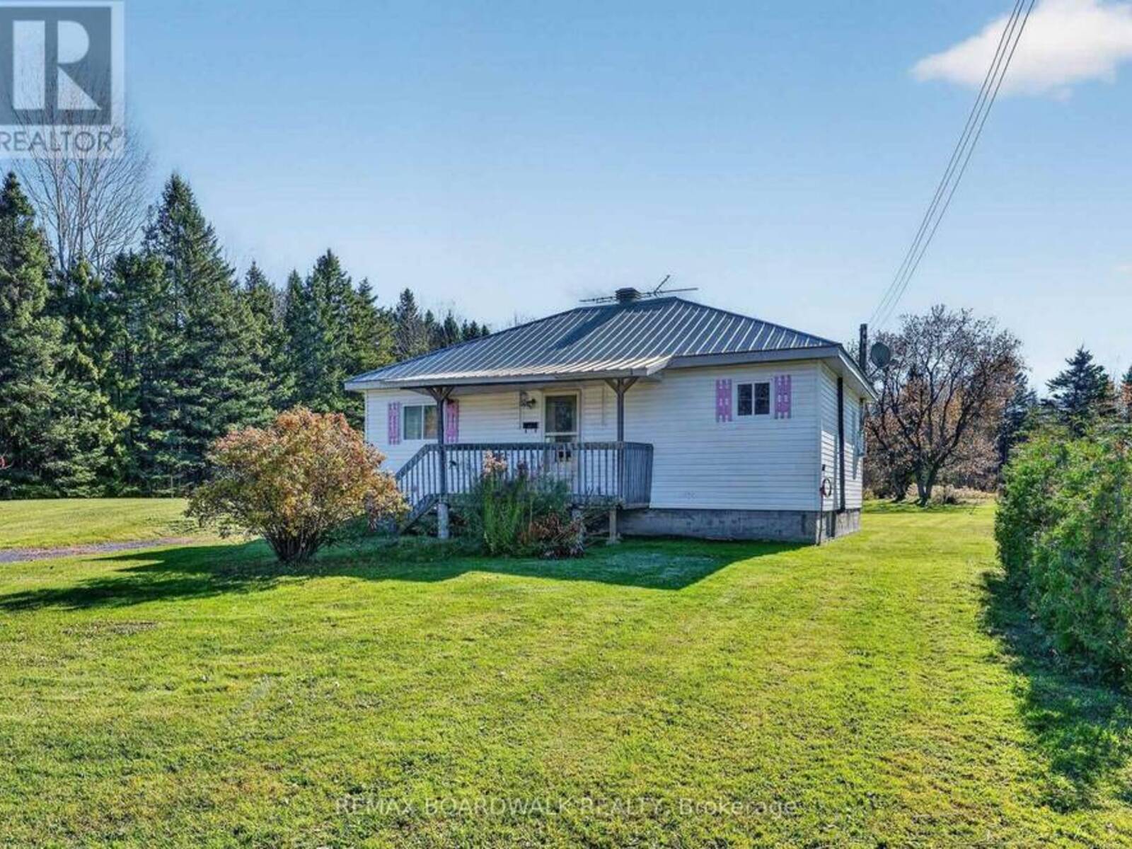 637 ROUTE 400 E, Casselman, Ontario K0A 1M0