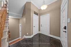 993 LINARIA WALK | Ottawa Ontario | Slide Image Two