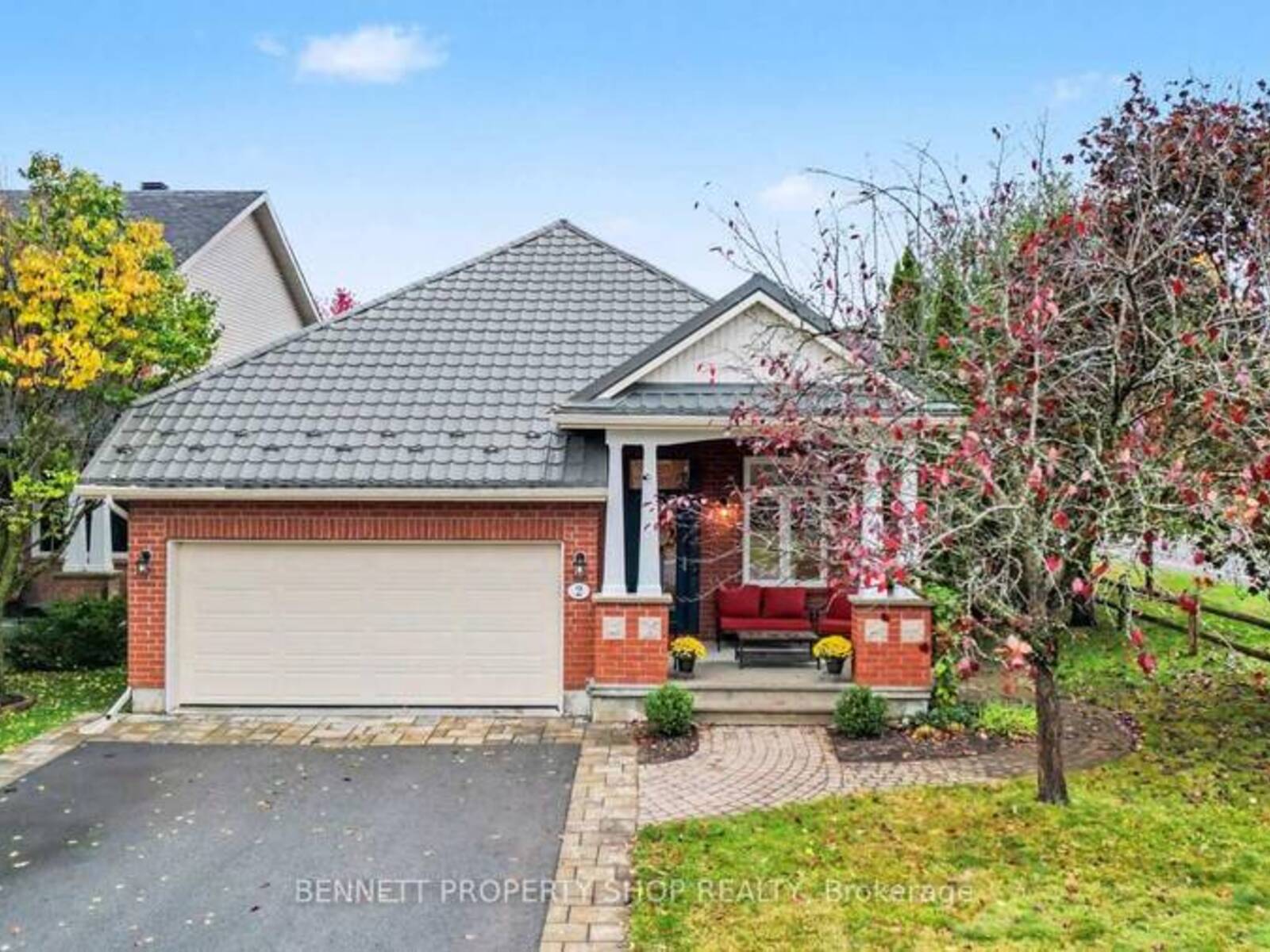 2 THUNDERBIRD CRESCENT, Ottawa, Ontario K2M 2H4