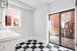 164 THIRD AVENUE | Ottawa Ontario | Slide Image Thirteen