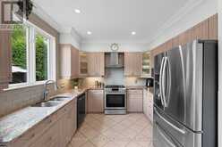 2104 SANDY OAKS DRIVE | Ottawa Ontario | Slide Image Eighteen