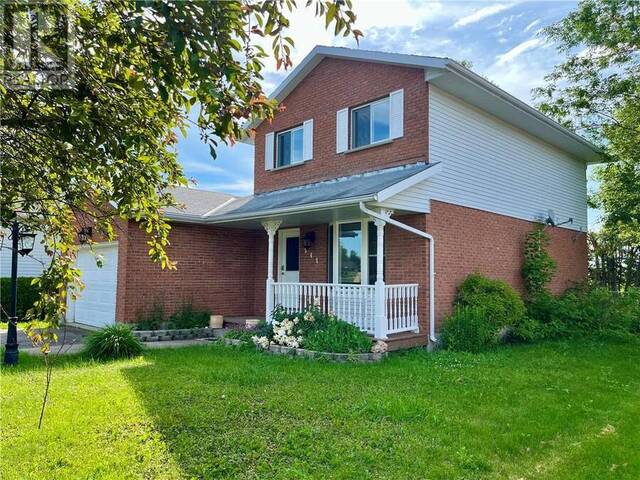 541 ANGUS CAMPBELL DRIVE Pembroke Ontario, K8A 8K5