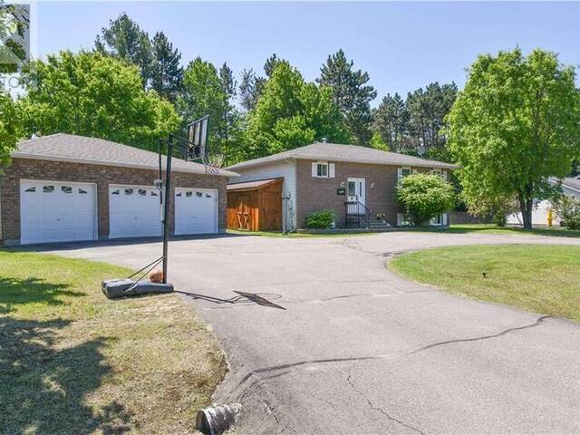 50 JAMIE CRESCENT Petawawa Ontario, K8H 3N2