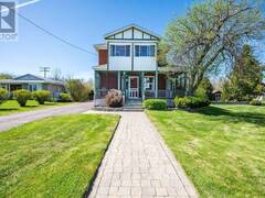 1094 MADAWASKA STREET Calabogie Ontario, K0J 1H0