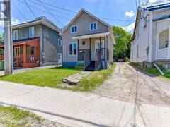 438 ISABELLA STREET Pembroke Ontario, K8A 5T7