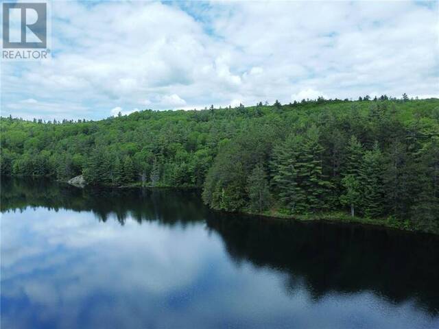 00B OTTER LAKE TRAIL BED TRAIL Barrys Bay Ontario, K0J 1B0