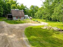 27444 41 Madawaska Ontario, K0J 2R0