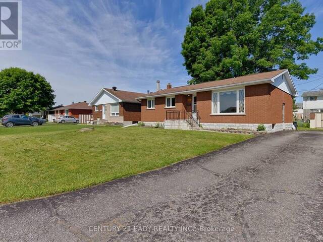 246 BASSWOOD AVENUE Renfrew Ontario, K7V 3Z7