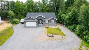 32 PARTRIDGE DRIVE | Calabogie Ontario | Slide Image Nine