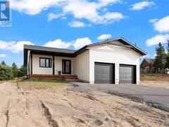 7 MAPLEVIEW COURT Whitewater Region Ontario, K0J 1C0