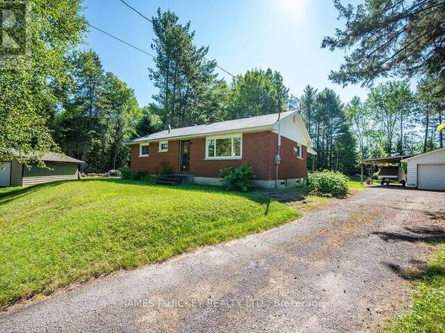 103 MONCK SQUARE Deep River Ontario, K0J 1P0