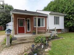 625 ANNE STREET Petawawa Ontario, K8A 7K1