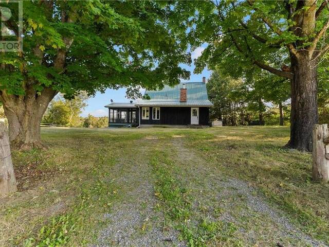 105 HALLIDAY CREEK ROAD Burnstown Ontario, K0J 1H0